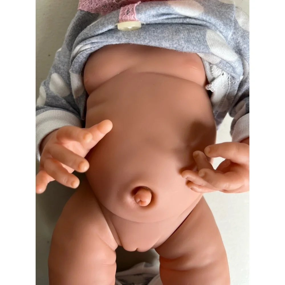 Berenguer 02-10 Baby Girl Doll Anatomically Correct Realistic Newborn All-Vinyl - Picture 9 of 9